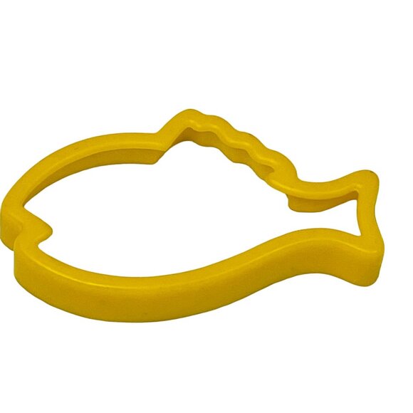 Yellow Fish-Shaped Plastic Cookie Cutter For Baking & Crafting Vintage - Picture 1 of 4